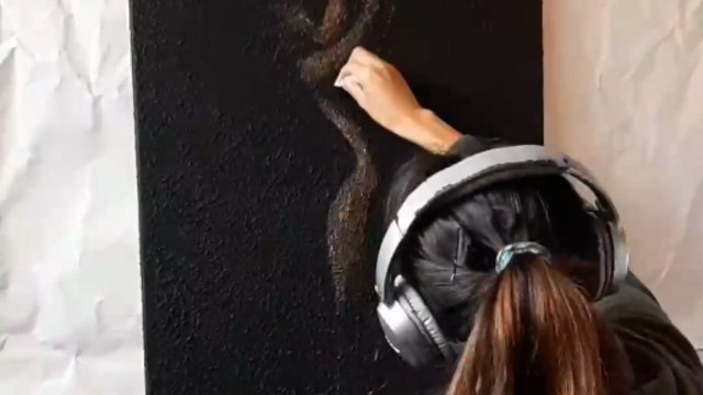 Young artist creates a painting that feels like poetry in every stroke