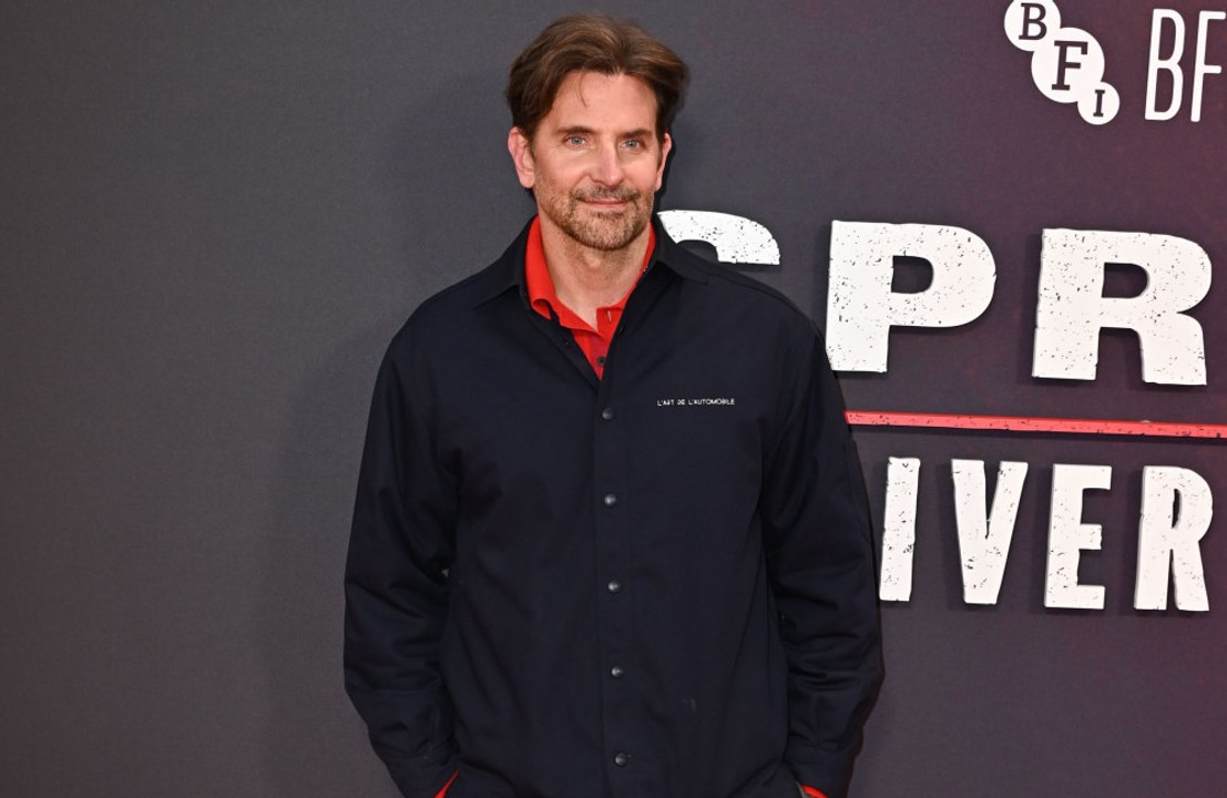 Bradley Cooper hat bei Gigi Hadids Mutter um ihre Hand angehalten