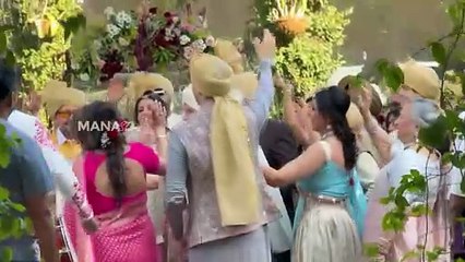 Hrithik Roshan Dances at His Cousin's Wedding ❤️😍