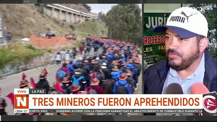 aprehendidos con mochilas llenas de dinero en marcha