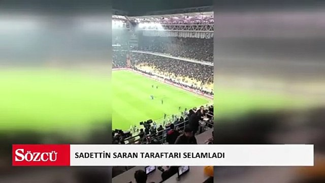 Sadettin Saran, derbi öncesi saha içinden taraftarı selamladı