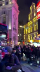 Greta Thunberg fue arrestada en Londres tras manifestarse a favor de terroristas pro-Palestina