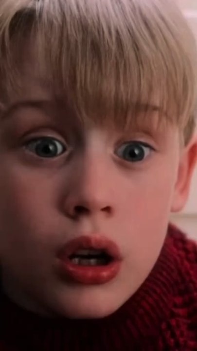 Macaulay Culkin s’est fait mordre le doigt par Joe Pesci dans cette scène de Home Alone