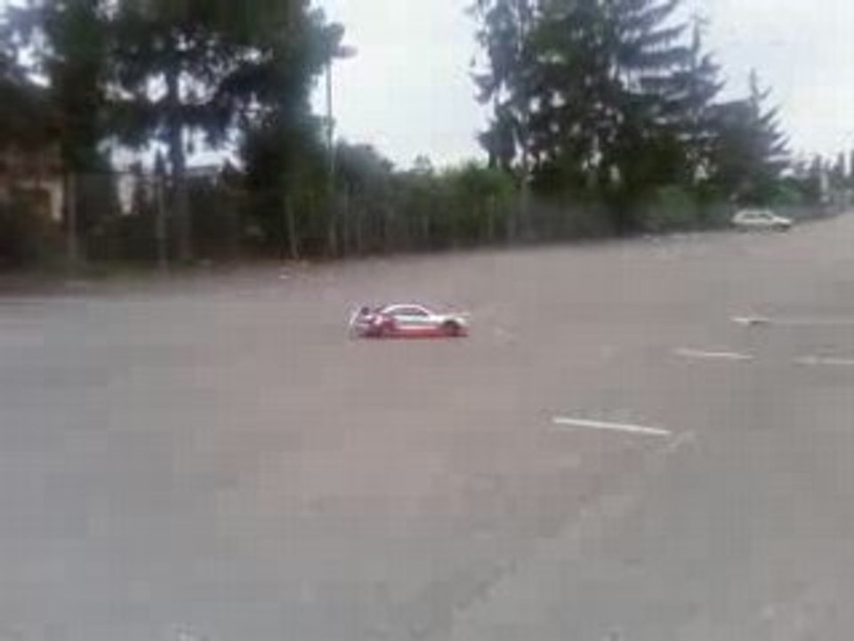 mon fils qui roule avec 1/5