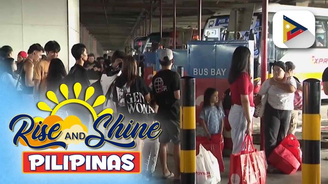 Pagdating ng mga pasahero sa PITX, tuloy-tuloy; Ilang biyahe, punuan na | ulat ni Gab Villegas