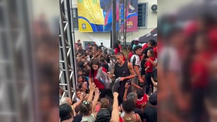 Barcelona'nın yıldızı Raphinha'dan yürekleri ısıtan hareket