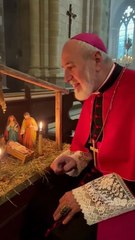 Dios se hizo pequeño para que nadie tenga miedo de acercarse a Él