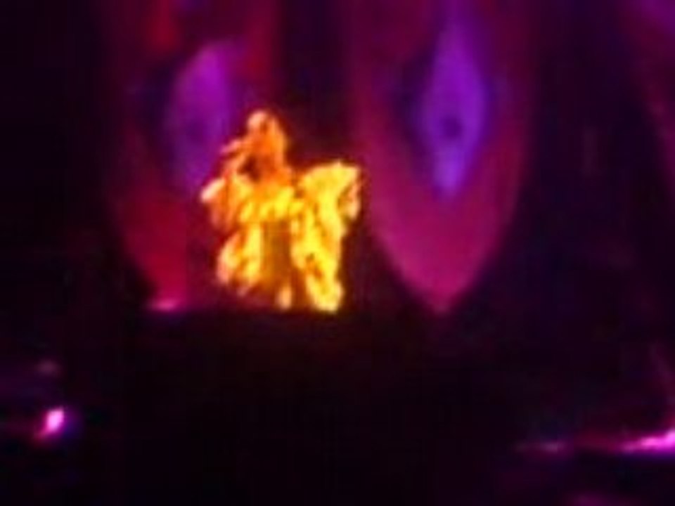 Björk  "Hyper-Ballad"