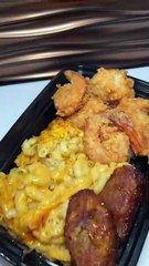FRIED SHRIMP BAKED MAC AND CHEESE, Jamaican style from Jerk House in NYC! 🧀🍤 SO GOOD! #DEVOURPOWER