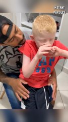 Ce petit garçon voit clairement pour la toute première fois de sa vie