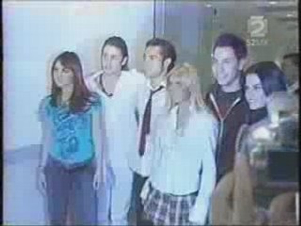Pedro habla de la ropa, dia mundial y planes de RBD