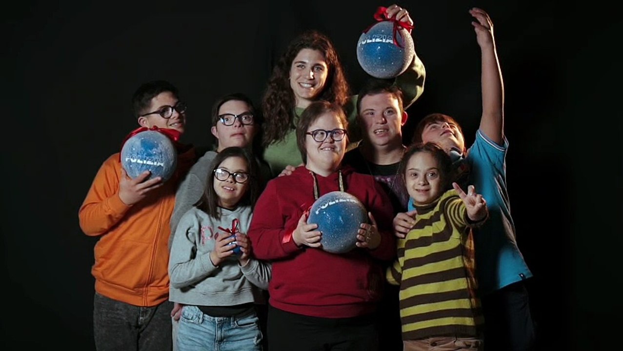 VIDEO ISTITUZIONALE DELLA POLIZIA DI STATO REALIZZATO IN OCCASIONE DELLE FESTIVITA'