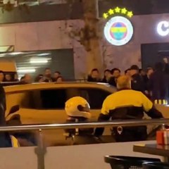 Fenerbahçe taraftarı Sadettin Saran'a destek için toplandı