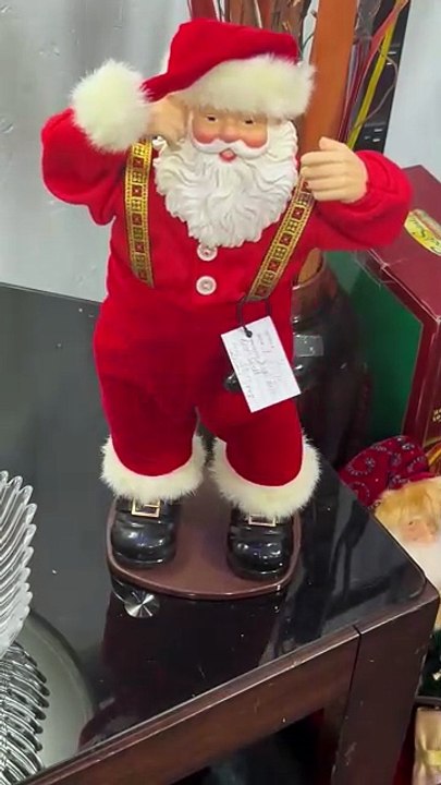 Dancing Santa