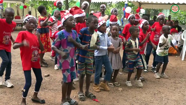 Région- Dimbokro /Noel 2025 : les enfants des agents des Eaux et Forêts à Dimbokro cadeautés