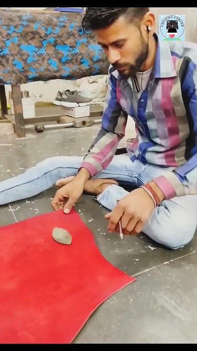 How to make a leather balls used in international cricket