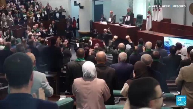 L'Algérie adopte une loi criminalisant la colonisation française