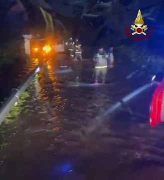 Alghero, notte di piogge intense: Vigili del fuoco in azione