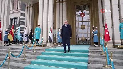 Cumhurbaşkanı Erdoğan, Sudan Egemenlik Konseyi Başkanı El Burhan’ı resmi törenle karşıladı