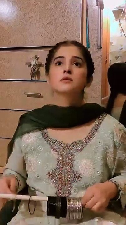 Boht bolti hai basanti