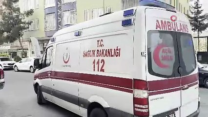 Anne Bebeğini Camdan Attı! 2 Aylık Bebek Hayatını Kaybetti!