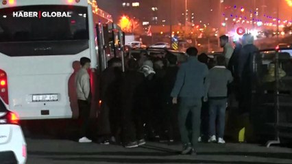 Diyarbakır'da tahliye olan hükümlülere davul zurnalı karşılama