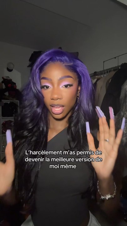 Ne laissez jamais les obstacles vous empêcher de devenir qui vous êtes réellement 💜