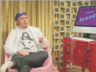 "Viva Hollywood" Perez Hilton Interviews Gisel