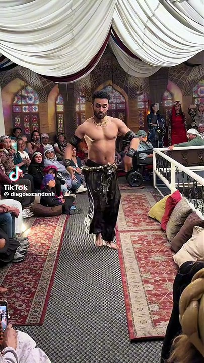 Auch Männer können bauchtanz