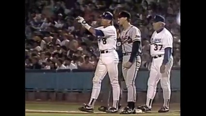Gary Carter's single off Tom Glavine gives him 2,000 for his big league career (7/5/91)