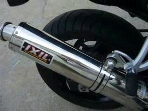 bandit 650 N k7 avec Ixil inox sans chicanne