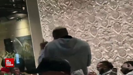 Nijerya milli takımında neşeli anlar: Osimhen şarkı söyledi