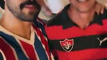 Ator famoso aparece com camisa do tricolor baiano em Morro de São Paulo  “Bora Bahia minha poha”
