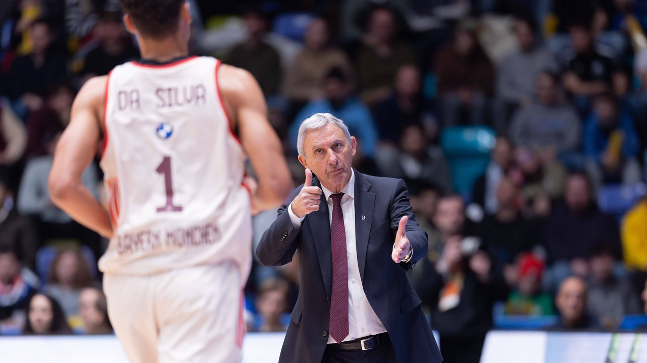 Rathan-Mayes überragt von der Bank! Wütende Bayern dominieren in Frankfurt