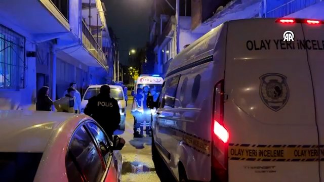 Evlat dehşeti! Tartıştığı babasını bıçakladı