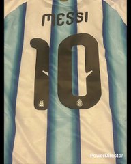 A MI: A LO MEJOR HASTA TE GUSTA MESSI NO DIGAN PAVADAS Y LE TIRAS A ELLA PORQUE TE LO BAJO NO NO NADA QUE VER ME GUSTAN LAS MUJERES ELLA ME GUSTÓ FUE LA ÚNICA PERO YO NO SOY GAY ES QUE HABLAS MUCHO DE MESSI PUES POR LA INNOMBRABLE QUE EL Y EL Y EL