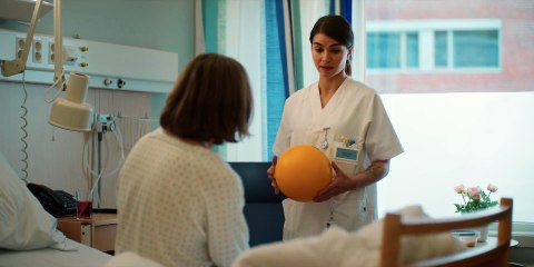 مسلسل Home for Christmas الموسم الاول الحلقة 4 مترجمة - توب سينما