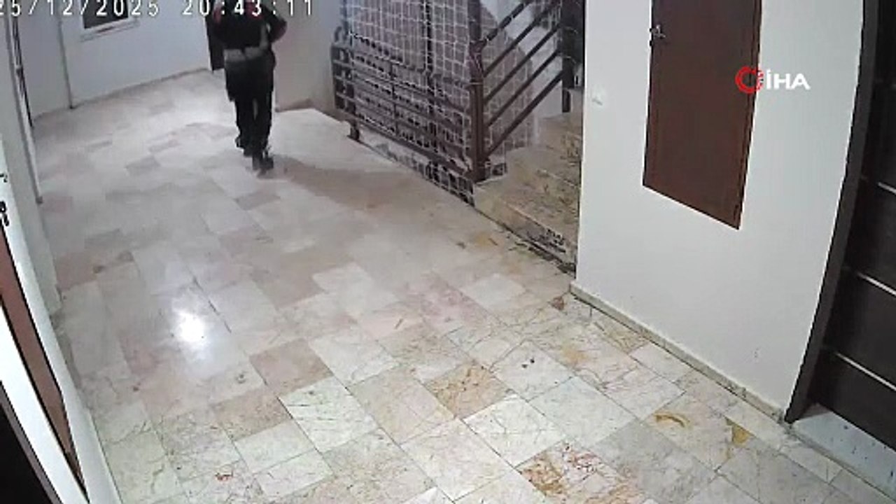 İnanması güç ama doğru! Kurye sipariş getirdiği binayı tuvalet gibi kullandı