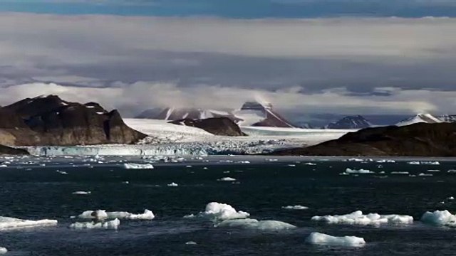 Inside the Enchanted Waterways S01E06