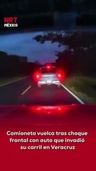 🚨🚗 Una camioneta sufrió una volcadura luego de ser impact@da de frente por un automóvil que presuntamente invadió su carril, sobre la carretera Cardel–Poza Rica, en el estado de Veracruz.