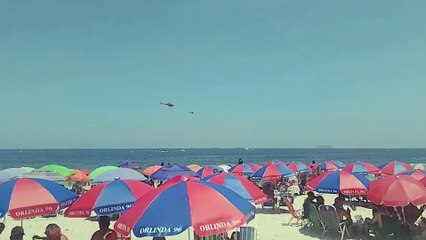 Avião de pequeno porte cai no mar de Copacabana e mobiliza equipes de resgate