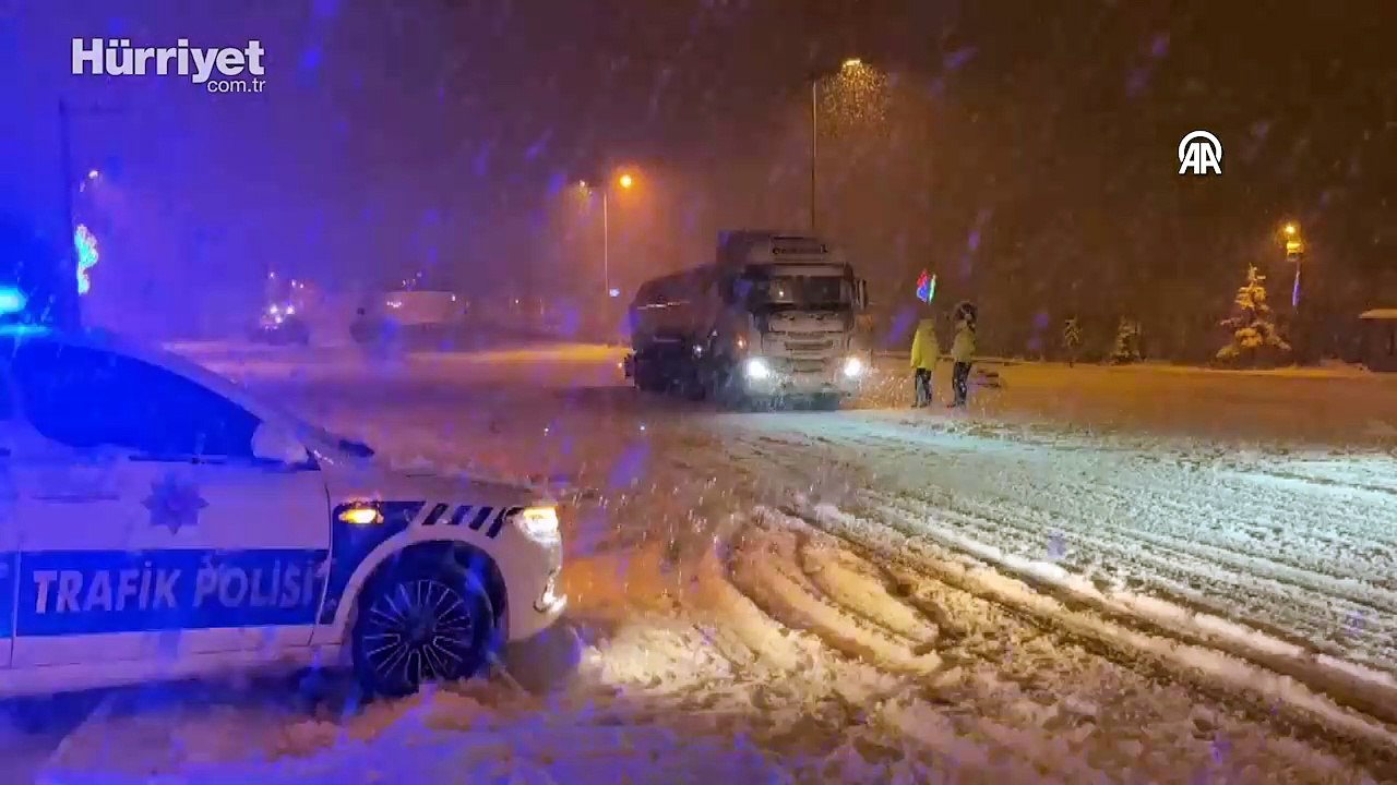 Bolu Dağı'nda ağır tonajlı araçların geçişine izin verilmiyor