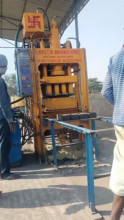 Fly Ash Bricks Manufacturers #reelschallenge #trending #bricks #making #ytshorts #shorts #mechanic