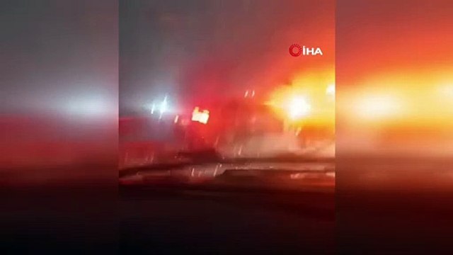 Bolu Dağı'nda yoğun kar yağışı! 6 araçlı zincirleme kaza meydana geldi