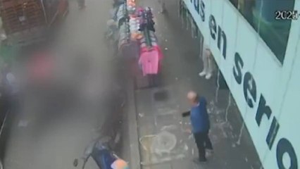 Vigilante informal fue asesinado a golpes en el centro de Bucaramanga: brutal ataque quedó en video