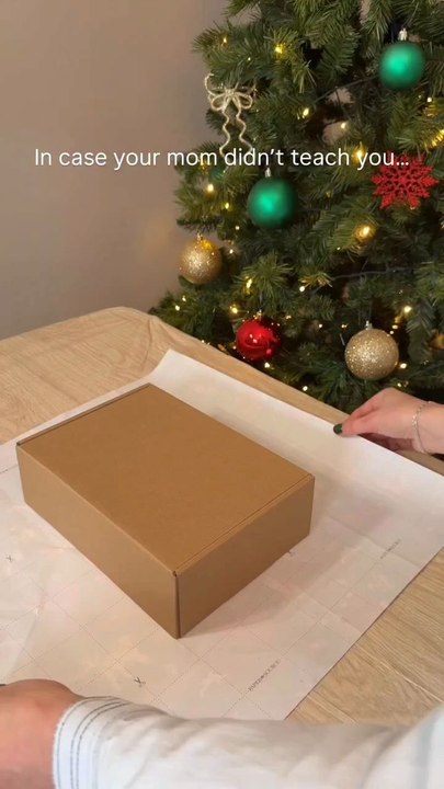 Easy Gift Wrapping Ideas for Christmas #easy gift wrapping #birthday gift wrapping #wedding gift wrapping #event gifts