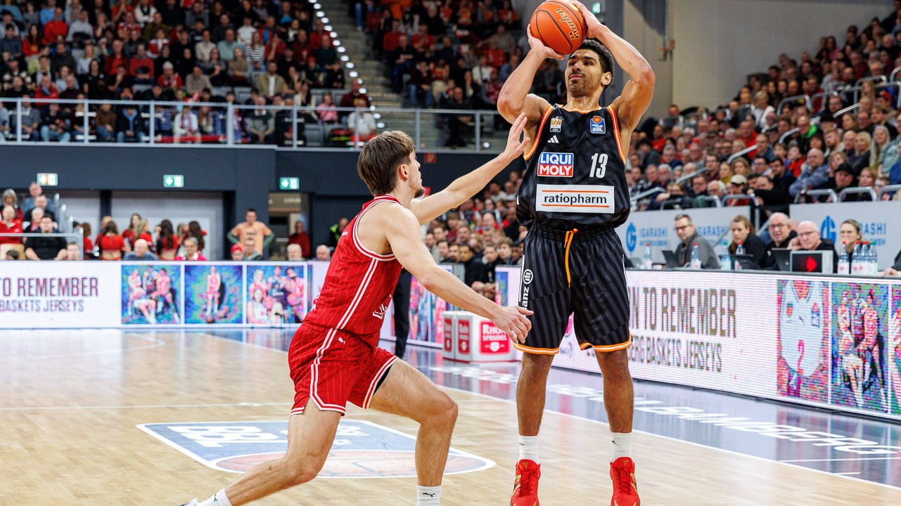 Smith fängt Feuer von draußen: Ulm zieht Bamberg den Stecker