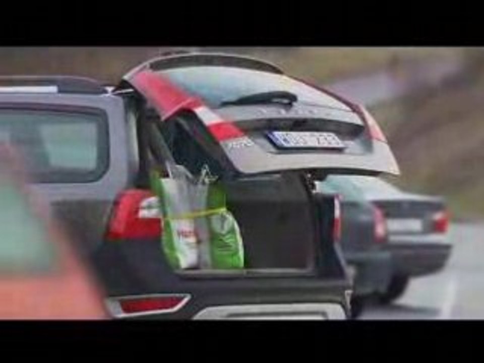 Volvo XC 70 back