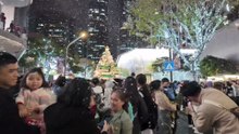 It's Snowing at Shenzhen MixC World