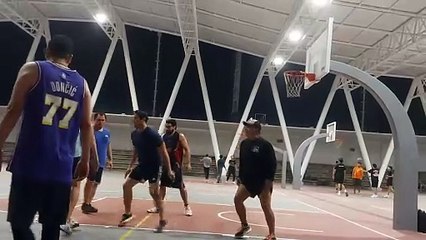 4:30 A 4:50 Y EMPEZANDO WOW CON ELLLOS JUGUÉ DE JOVEN ZACATE ESAU ES EL  ALTO FUERTE DE MERITITO BAJA CALIFORNIA SUR Y EL OTRO DE SAN LUIS POTOSI JUGAMOS CON MANUEL RAGA